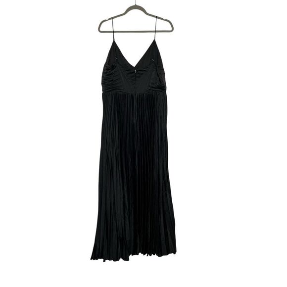 Petal and Pup Maira Black Satin Sleeveless Pleated Maxi Dress | Size 18 - Picture 4 of 9